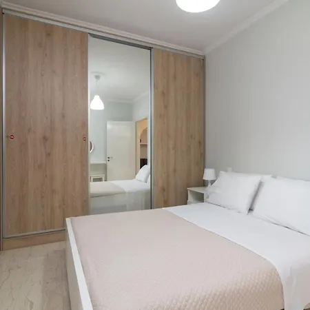 Bilocale - δίχωρο δίπλα στα ψηλαλώνια Pátra