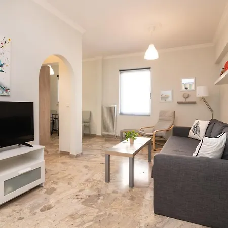Bilocale - δίχωρο δίπλα στα ψηλαλώνια Apartment Patras