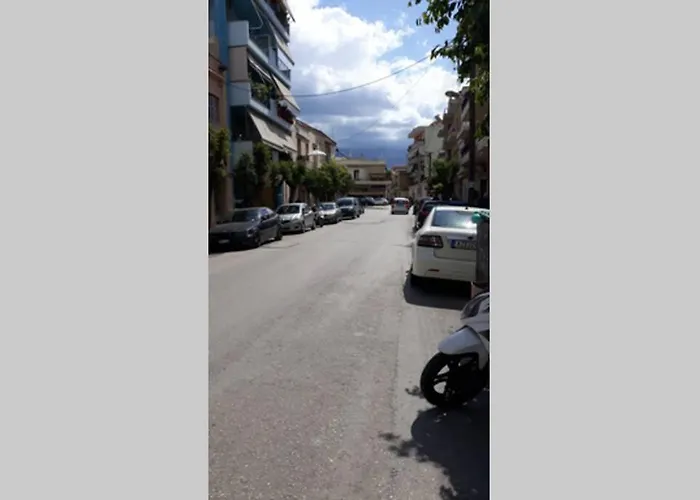 Bilocale - δίχωρο δίπλα στα ψηλαλώνια Patras