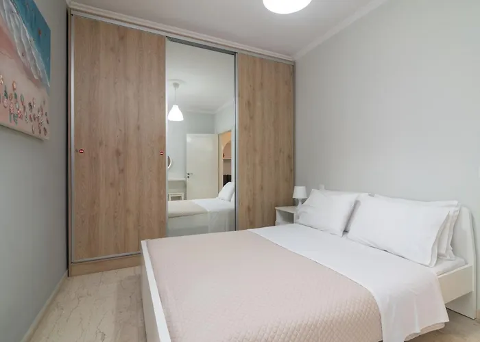 Bilocale - δίχωρο δίπλα στα ψηλαλώνια Patras