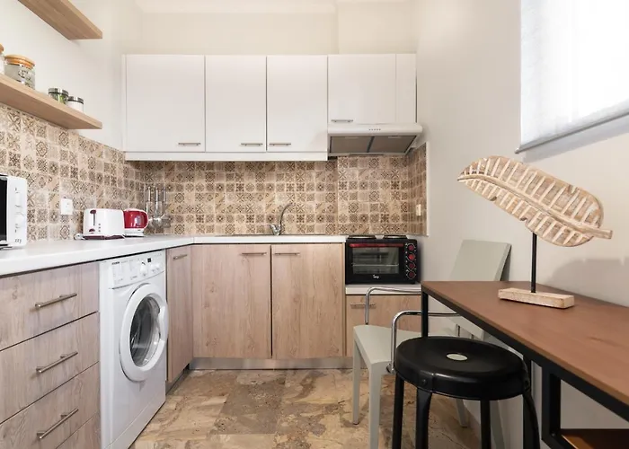 Lägenhet Bilocale - δίχωρο δίπλα στα ψηλαλώνια *